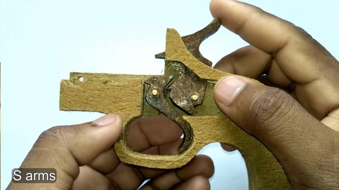 手工纸板枪制作/手工纸板枪怎么做wgog919用纸板制作一把单发发令枪+制作图纸下载