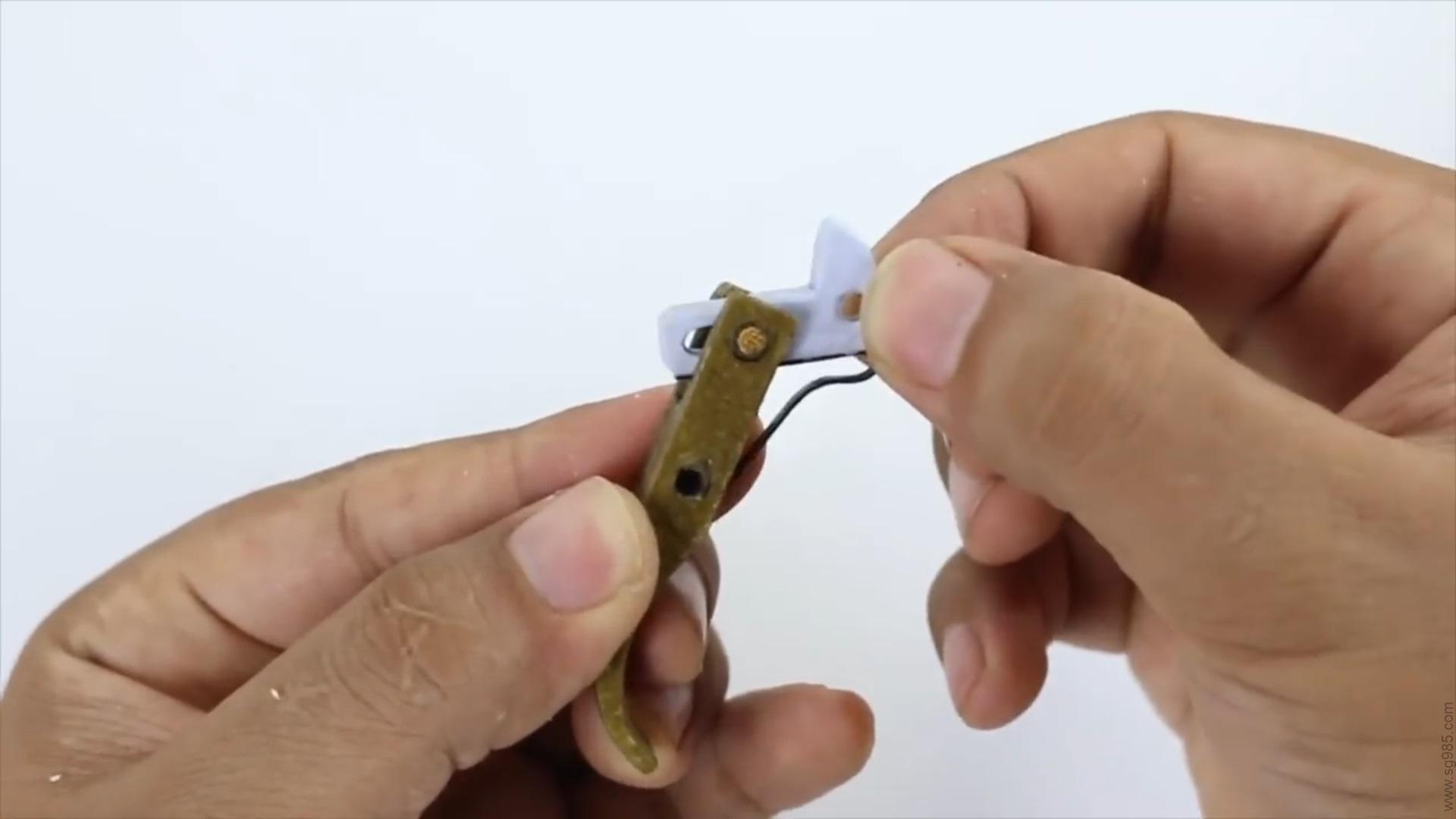 纸板枪图纸/纸板枪可发射WGOG902用之变制作纸板玩具枪+图纸下载