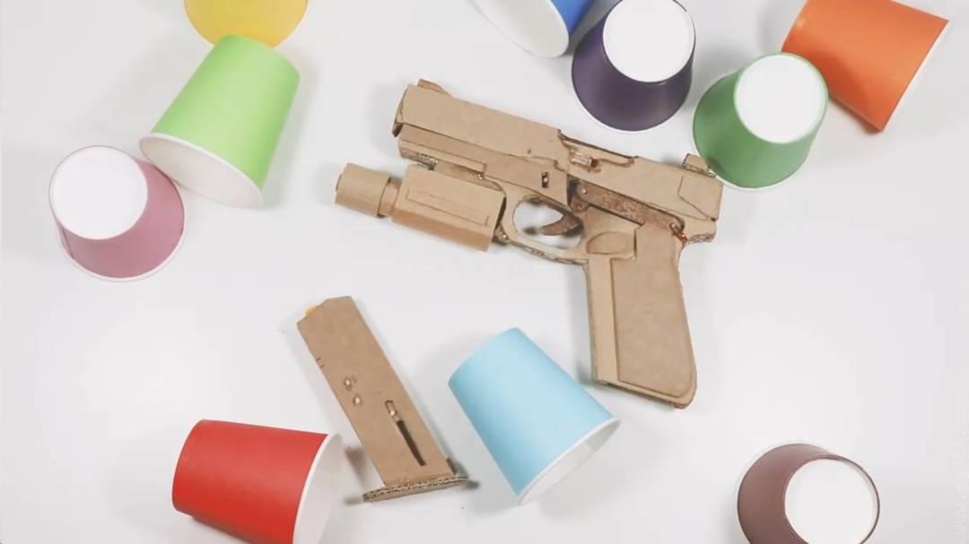 自制纸质手枪/自制纸枪/硬纸板手工枪图纸用纸板瓦楞纸制作纸板玩具枪型号wgog936+制作图纸下载