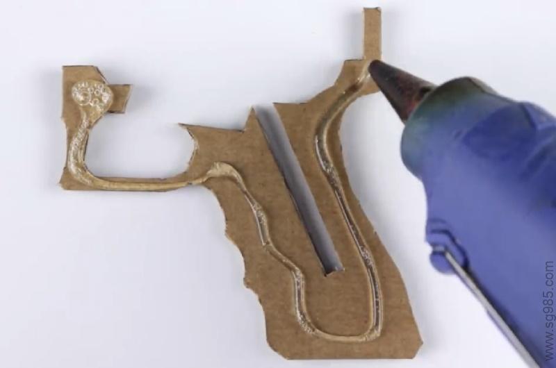 纸板玩具枪如何用纸板制作一把小巧小格洛克19纸板玩具枪 - DIY纸板+制作图纸