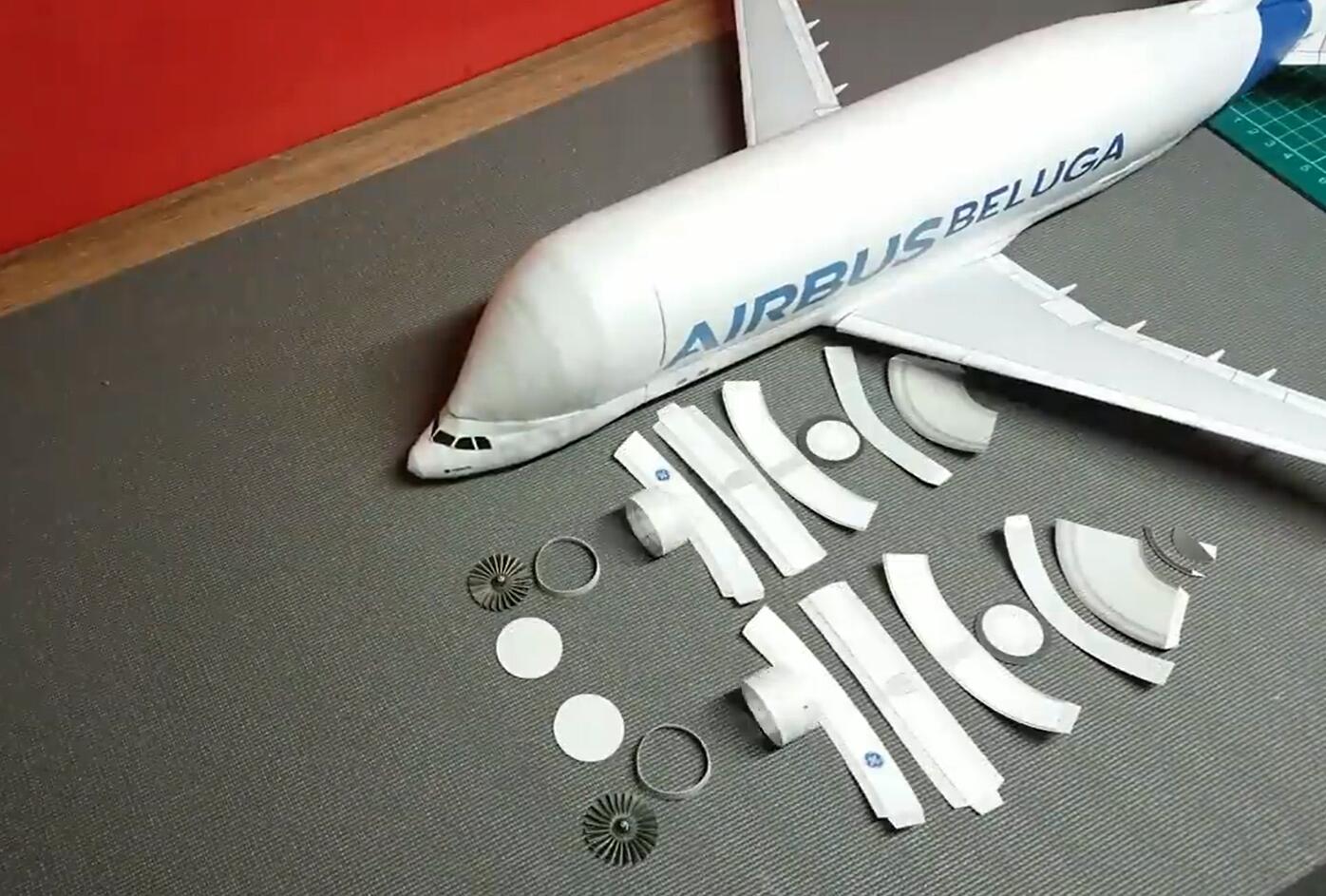 纸工艺品白鲸空中巴士A300纸工艺品纸模型-纸模飞机a300图纸下载