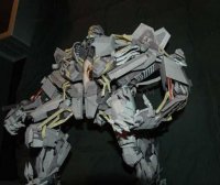 4变形金刚红蜘蛛人形版本