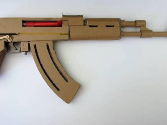 纸板ak47模型图纸/纸板ak47可发射子弹/纸板ak47wgog928用纸板制作一把纸板冲锋枪+制作图纸下载