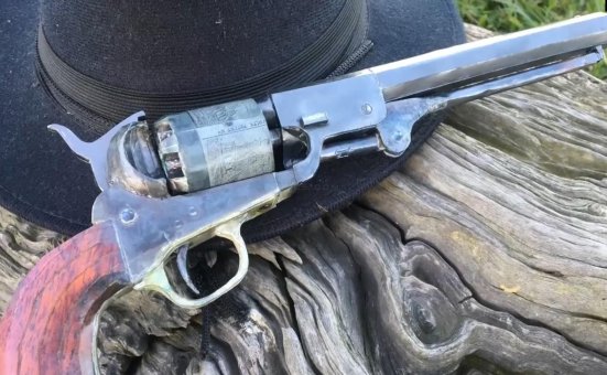 用纸做一把复古纸模左轮手枪wgog937+打印图纸下载