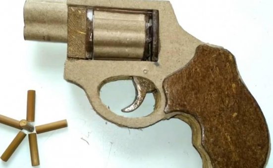 瓦楞纸枪教程/瓦楞纸枪可做连发枪wgog923 用纸板制作一把连发左轮纸板枪+制作图纸下载