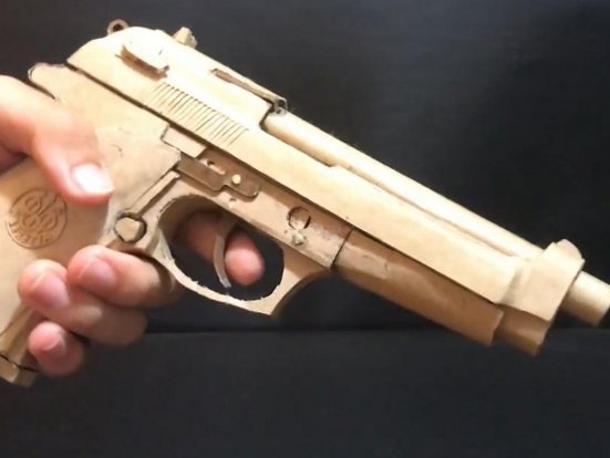 纸模枪图纸/纸板枪的做法教程/纸板枪尺寸比例wgog955纸板制作m1911纸板手枪+制作图纸