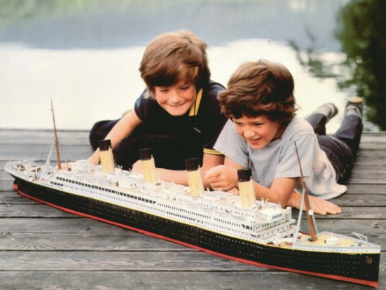 水线版泰坦尼克号邮轮